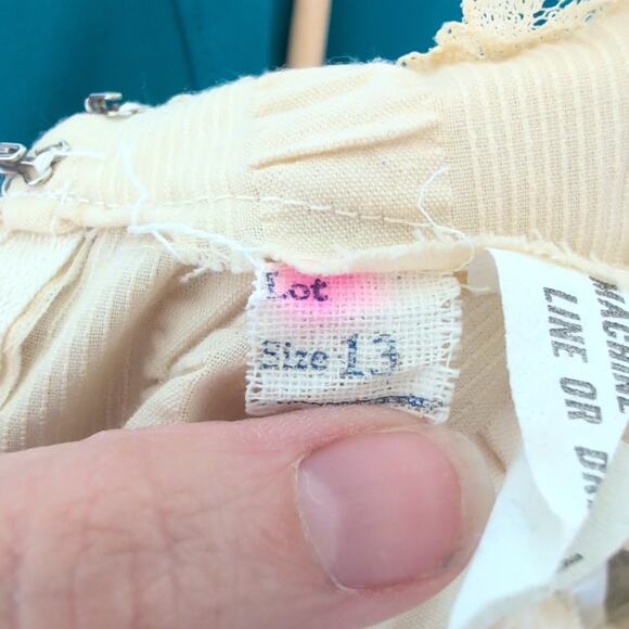 Rare Vintage 40s 50s Womens Dress with Lace Embroidery Rosette Edwardian Prairie - Picture 11 of 16